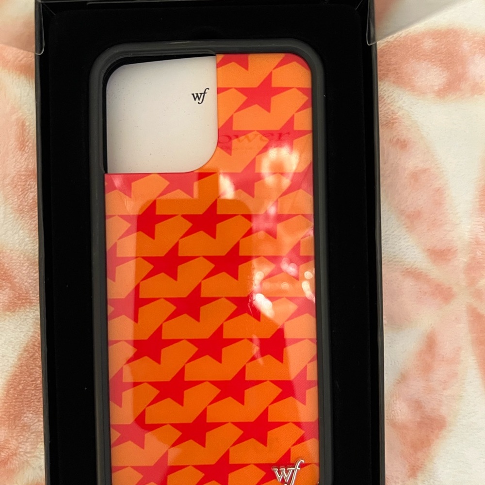 Red and Orange Star Pattern Phone Case
